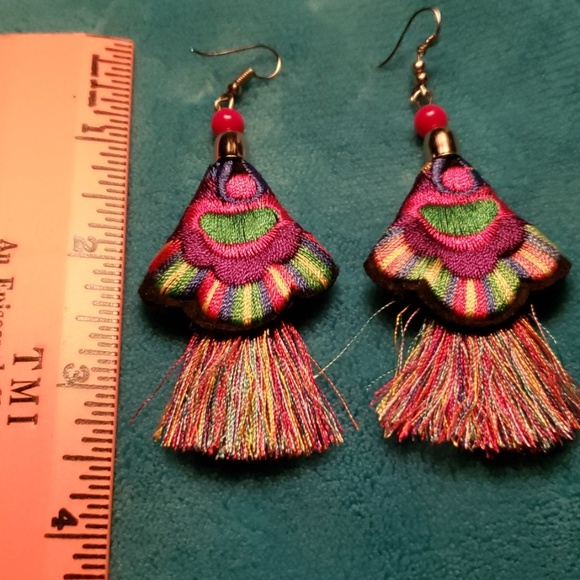 Jewelry - Earrings